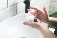 Moisturize according to you skin's needs (Image via Unsplash/poko skincare)